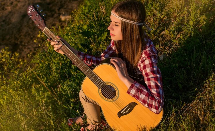 guitar and a girl