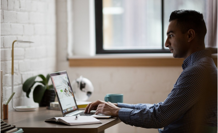an expert doing pen-testing